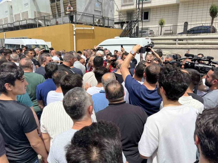 Kuyumcukent’te Yönetim Krizi