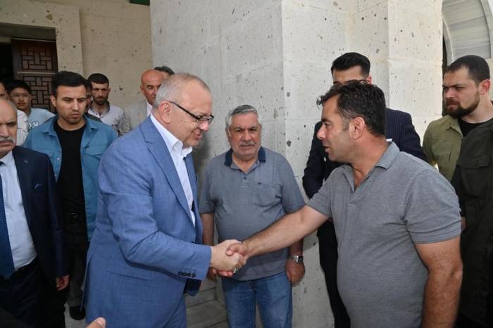 Başkan Ergün Akgedik Mahallesi’ni Ziyaret Etti