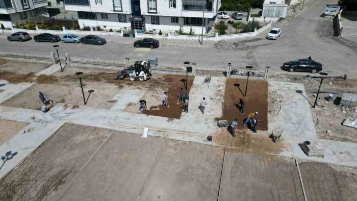 Güzelyurt Mahallesinde Yeni Park Yapımı Başladı