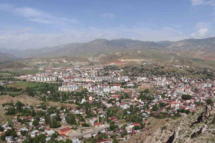 Sitare Dağı’ndan Oltu Manzarası