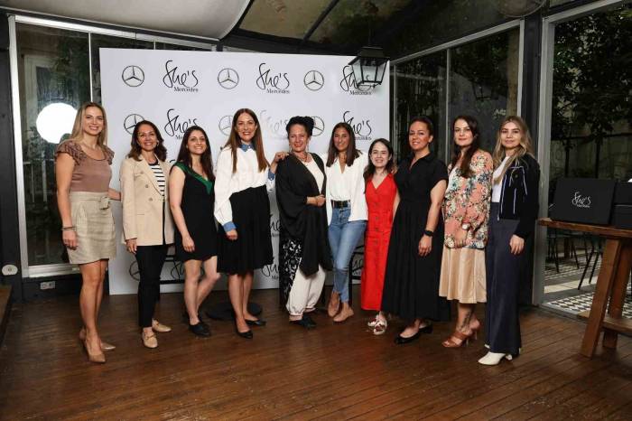 She’s Mercedes Kadınları ‘iyiliğe Yolculuk’ İçin Buluştu