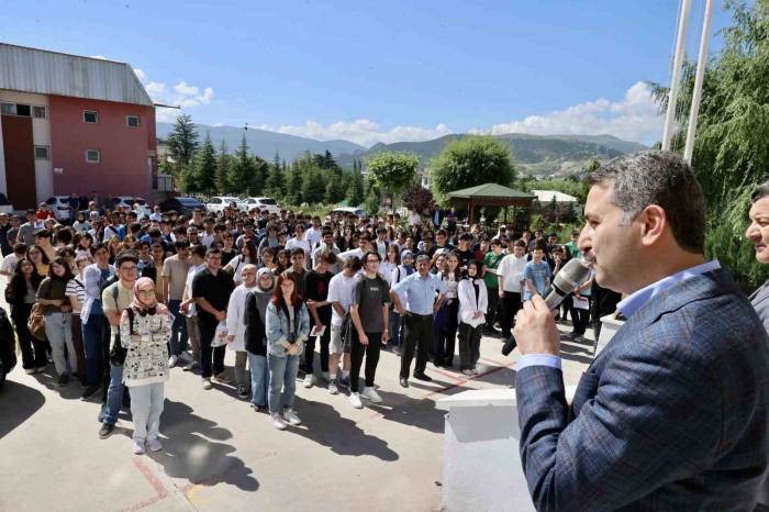 Başkan Eroğlu: "sizler Türkiye’nin Geleceğisiniz"