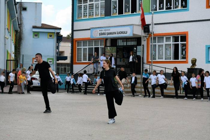 Gönüllülerden ’çocuk Hakları’ Çalışması