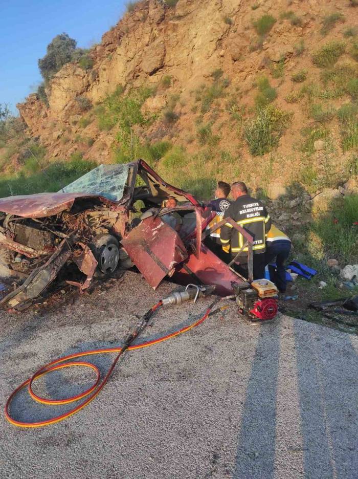Burdur’da Trafik Kazası: 2’si Ağır 3 Yaralı