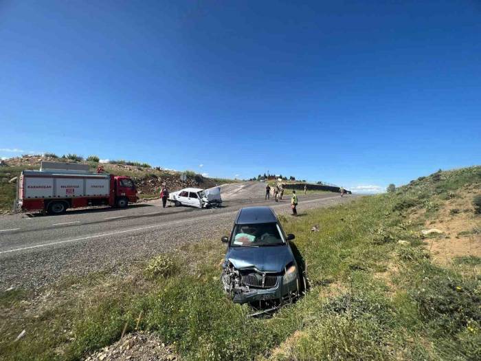 Elazığ’da İki Ayrı Trafik Kazası: 9 Yaralı