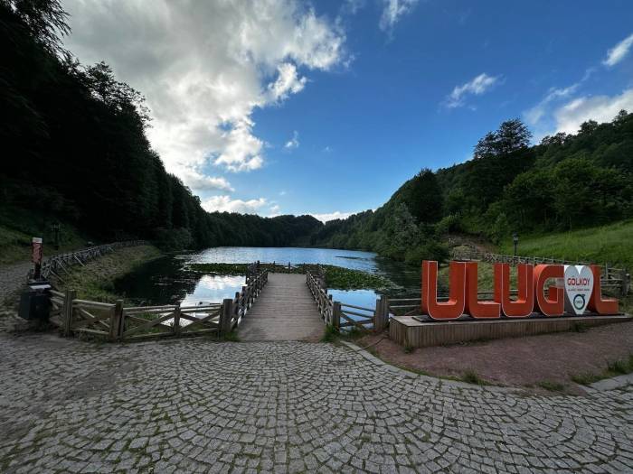 Ulugöl Tabiat Parkı Ziyaretçilerini Bekliyor
