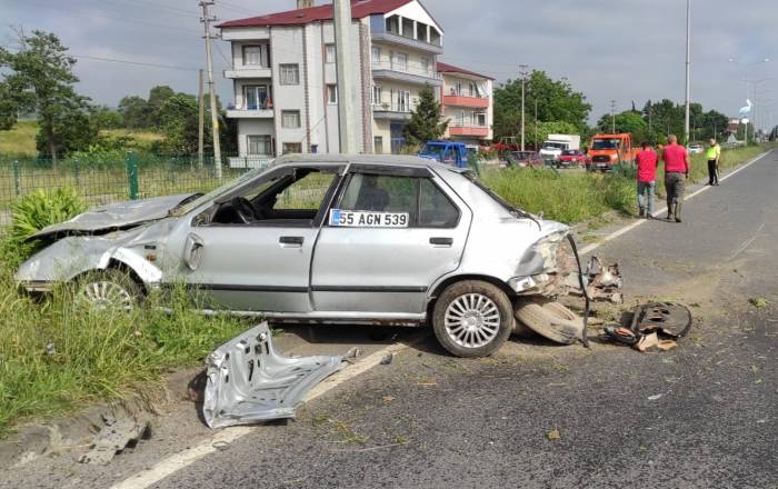 Samsun’da İki Otomobil Çarpıştı: 2 Yaralı