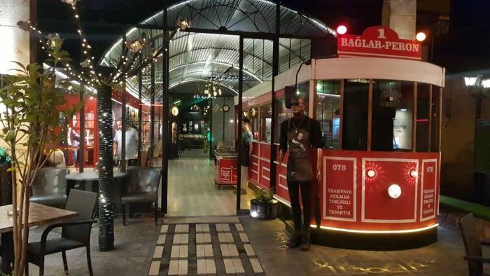 Geri Dönüşüm Malzemeleriyle Oluşturulan İşletmeye Başarı Ödülü