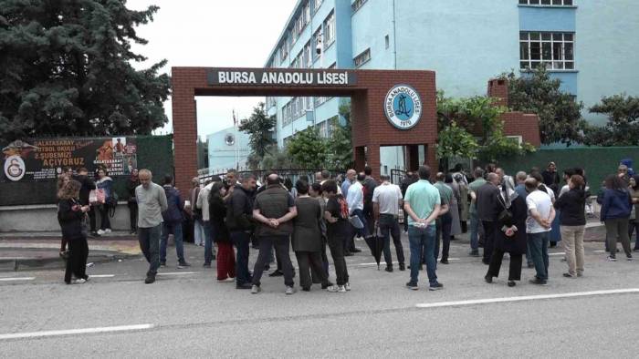 Bursa’da Yks’nin İkinci Oturumu Gerçekleştirildi