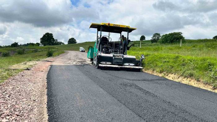 Köy Yolları Şehir Merkezini Aratmıyor