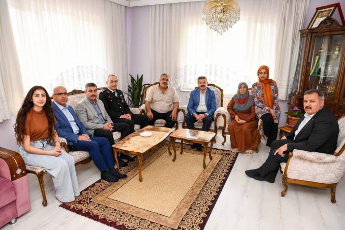 Vali Ergün’den Şehit Babalarına Ziyaret