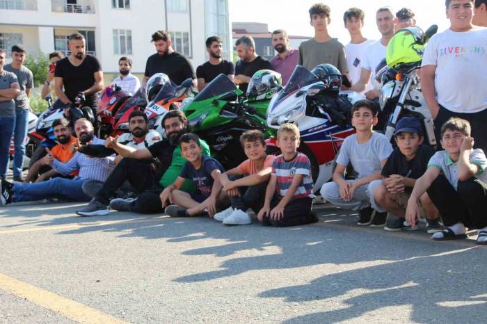 Batman’da ‘moto Stunt’ Etkinliği Düzenlendi