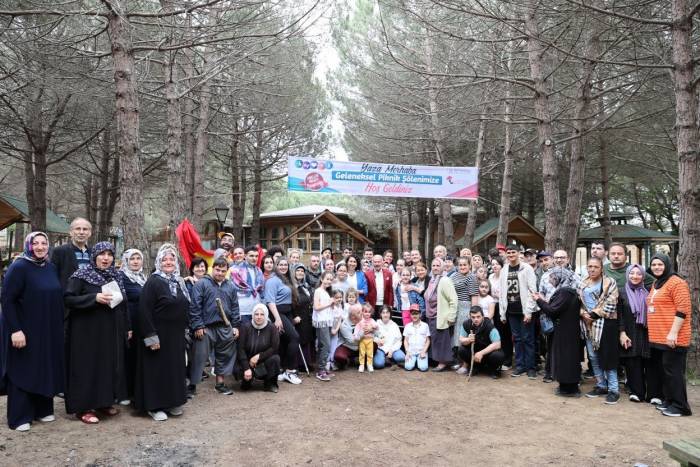 Bayrampaşa’da Engelli Vatandaşlar Geleneksel Yaza Merhaba Pikniği’nde Bir Araya Geldi