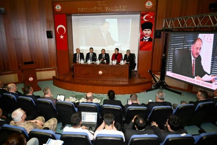 Bakan Özhaseki: "söz Verdiğimiz Gibi 1 Yıl İçinde 311 Bin Konut Yapılacak"