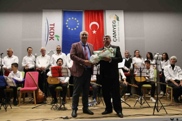 Aşık Veysel Şiirleriyle Anıldı