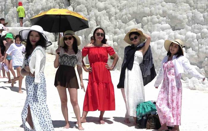 Pamukkale’ye İlk 5 Ayda 561 Bin Turist Geldi