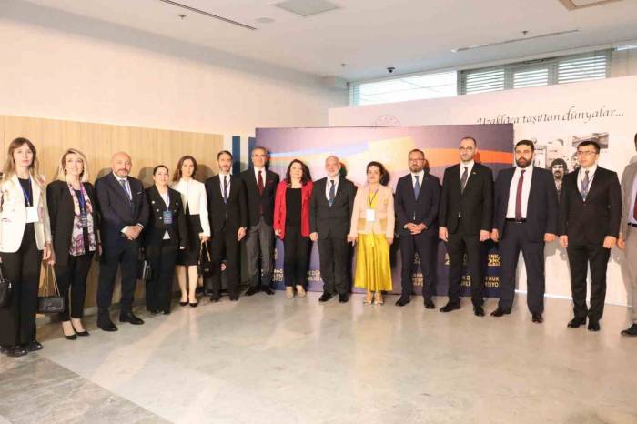 ’karabağ Hukuki Raporu’ Azerbaycan Milli Kurtuluş Günü’nde Takdim Edildi