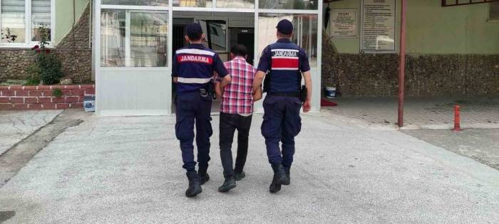 Jasat Ekipleri Aranan Şahıslara Göz Açtırmıyor
