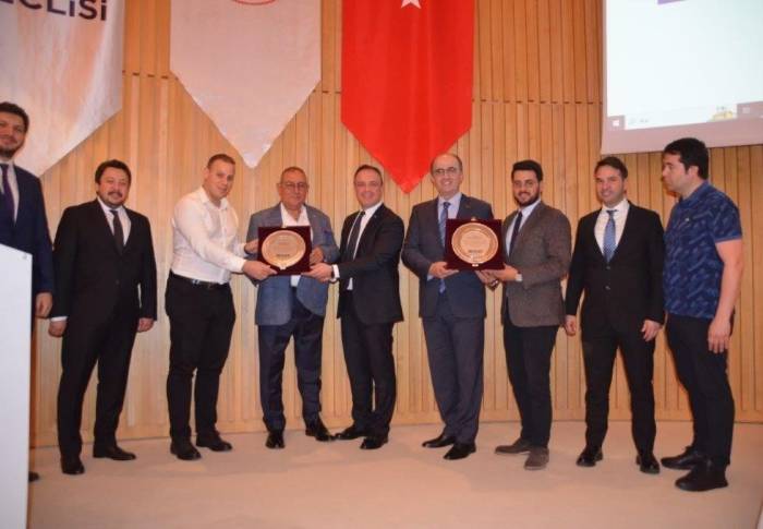 Bağlantı Elemanları Sanayici Ve İş İnsanları Derneğinde Topuk Dönemi