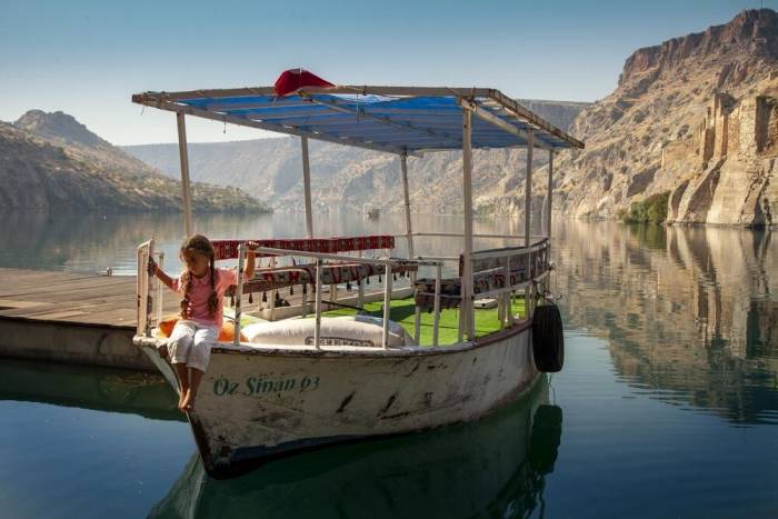 Fırat’ın İncisi Rumkale’de Yaz Sezonu Açıldı