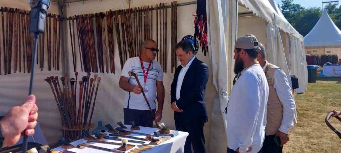 Adilcevaz Bastonu Hollanda’da Tanıtılıyor