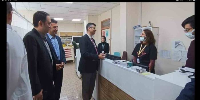 İl Sağlık Müdürü Korkmaz, Bolvadin’deki Devlet Hastanesi’nde Hastaların Sorunlarını Dinledi