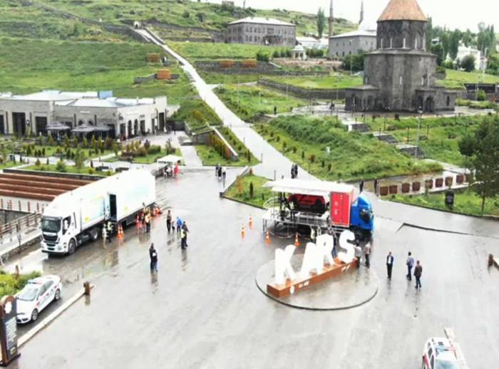Kars Jandarmadan Simülatörlü Emniyet Kemeri Eğitimi