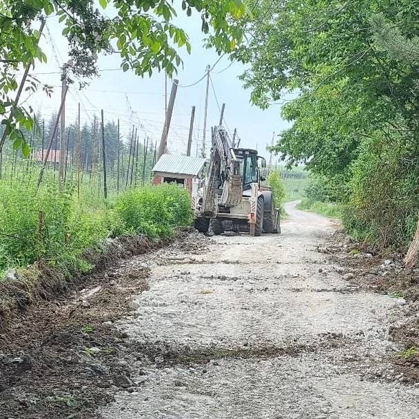 Yoğun Yağış Nedeniyle Bozulan Yollarda Hummalı Bir Çalışma Başlatıldı