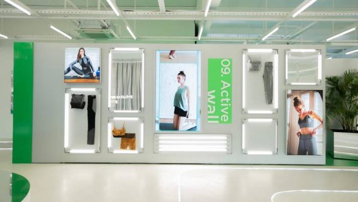 Akrilik Elyafın Dönüşüm Süreci Aksa Deneyim Alanı’nda (ada) Ziyaretçilere Sunuldu