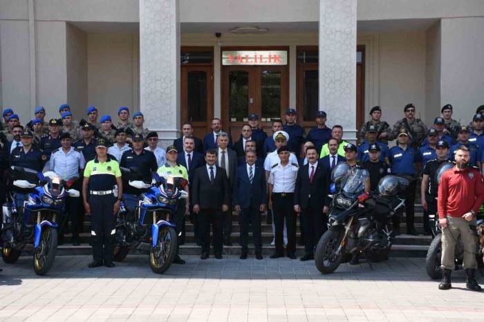Balıkesir’de Turizm Mevsiminde ’huzur Ve Güven’ Toplantısı