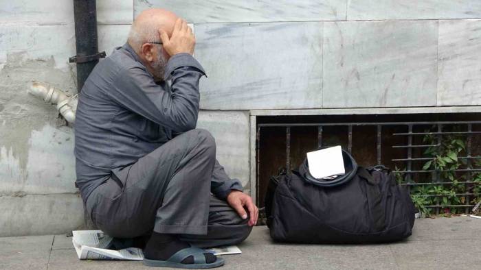"izmit’te Evim Yandı" Yalanı Uzun Sürmedi: Polise Ve Zabıtaya Yakalandı