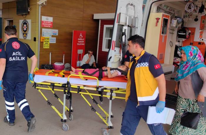 Bursa’da Balkondan Düşen Bebek Yaralandı