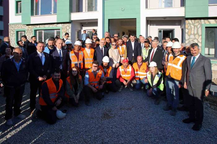 Başkan Aydın Toki Hak Sahiplerinin Yüreğine Su Serpti