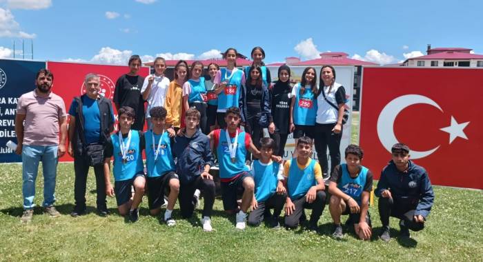 Elazığlı Koşucular Bingöl’de Yarı Finale Çıktı