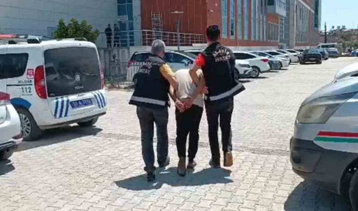 Hatay’da Hasarlı Binalardan Hırsızlık Yapan Şüpheli Tutuklandı