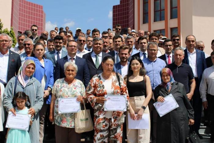 Deprem Bölgesine Yardım Edenlere Teşekkür Belgesi