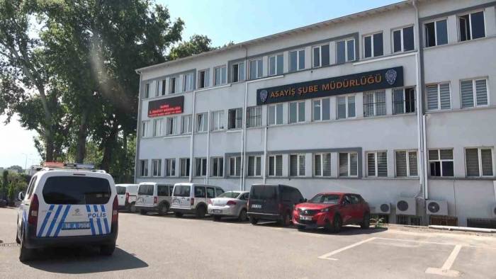 Gece Kulübü İşletmecisi Sokak Ortasında Öldürüldü, Katil Zanlısı Polisin Operasyonuyla Yakalandı