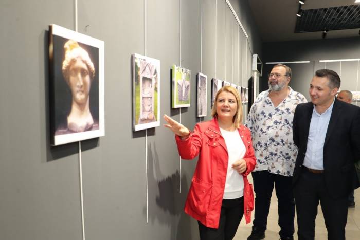 Çocukların Gözünden İzmit’in Tarihi Sergileniyor