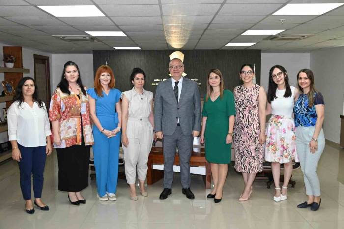 Başkan Ergün, Maski Personeli İle Bayramlaştı