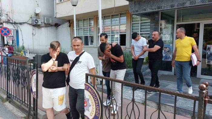 Anahtarını Kopyalayıp Çaldıkları Aracı Sattılar: 5 Gözaltı