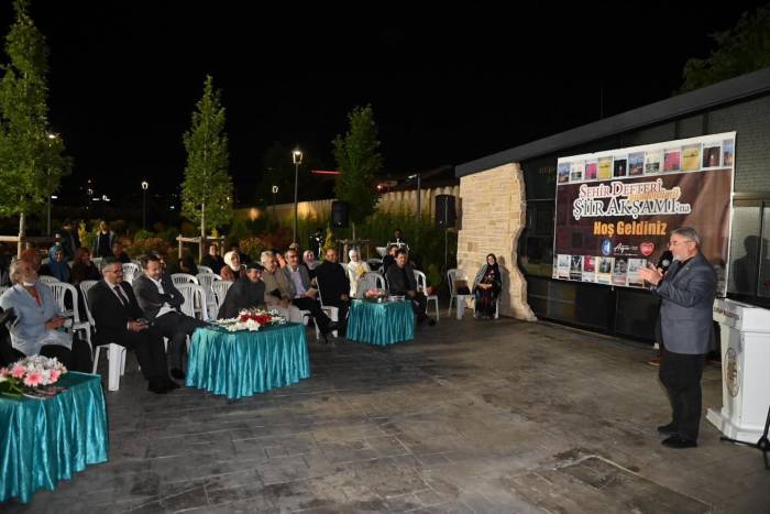 Çoruminia, Şiir Dolu Bir Geceye Ev Sahipliği Yaptı