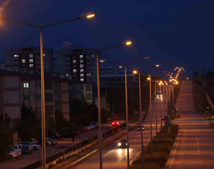 Vedaş’tan 4 Milyon Liralık Aydınlatma Yatırımı