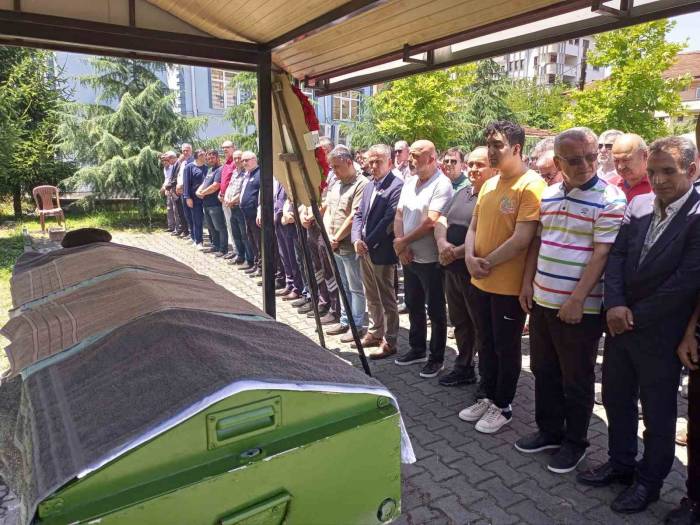 Kenan Mısırlı Son Yolculuğuna Uğurlandı