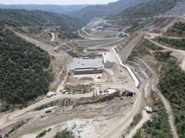 Sarıçay Barajı Yükseliyor