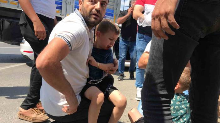 Batman’da Otomobil Tıra Çarptı: 5 Yaralı