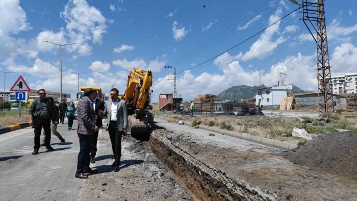 Tatvan’daki “ölüm Kavşağı” Olarak Bilinen Bölgede İlk Kazma Vuruldu