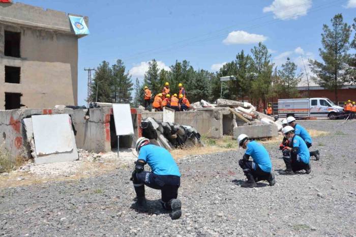 Düak’tan Gerçeği Aratmayan Tatbikat