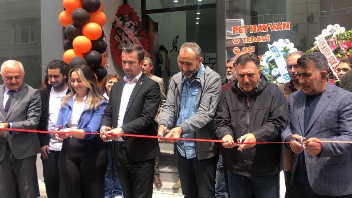 Kars’ta Vho Başkanı Ödül, Veteriner Kliniği’nin Açılışını Yaptı