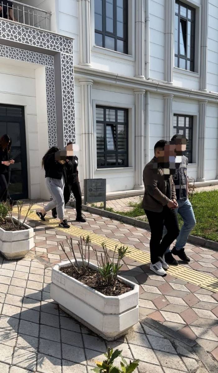 Devre Mülk Dolandırıcılarına Polis Operasyonu: 22 Vatandaşı 4 Milyon Tl Dolandırdılar