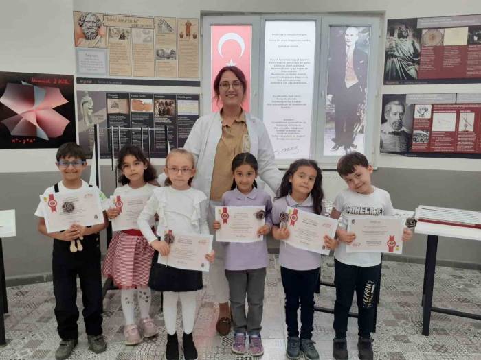Matematik Müzesi Okul Gibi Eğitimde Faaliyet Gösteriyor
